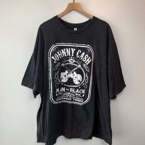 Johnny Cash Man in Black Tennessee Three Graphic T-Shirt Black Size 4XL